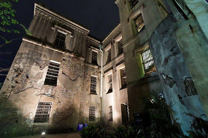 Charleston Haunted Jail Night-Time Walking Tour with Admission to Old City Jail - What the Reviews Say