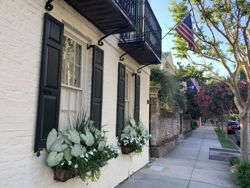Charleston: Historical Walking Tour with Storytelling - What Travelers Say: Authentic Feedback