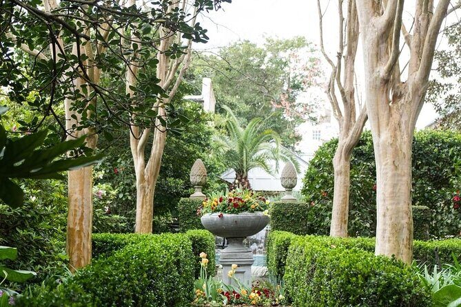 Charleston History and Horticultural Tours - A Walk Through Charleston’s Historic Heart