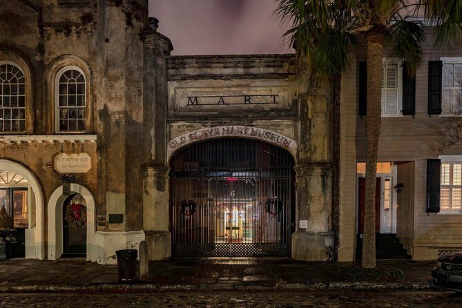 Charleston Terrors: The Ghosts of Pirates and Patriots Past - What to Expect from the Charleston Terrors Tour