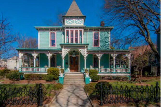 Charlotte's Premier Historical City Bus Tour - The Sum Up