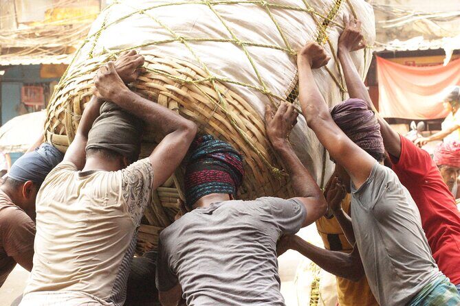Chasing The Sun Experience Kolkata's Culture - East Kolkata’s Spice Market and the Missionaries