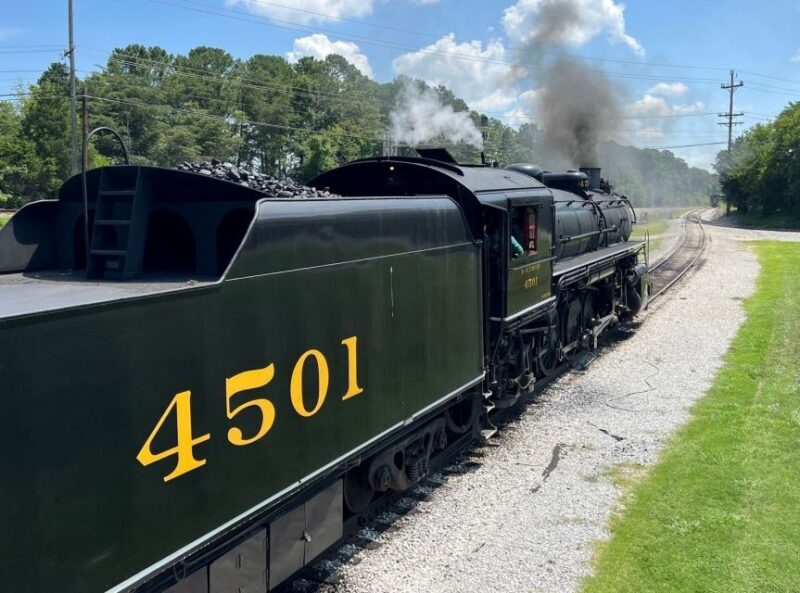 Chattanooga: Derailed Trolley Tour and Train Ride - A Walk Through the Tour Experience