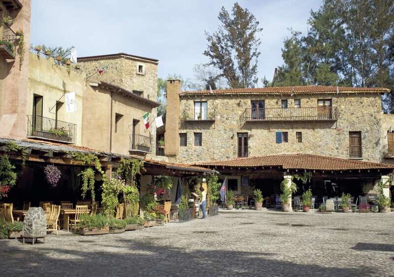 Chautla's Castle, Lavender Farm, and Valquirico Private Tour - FAQ