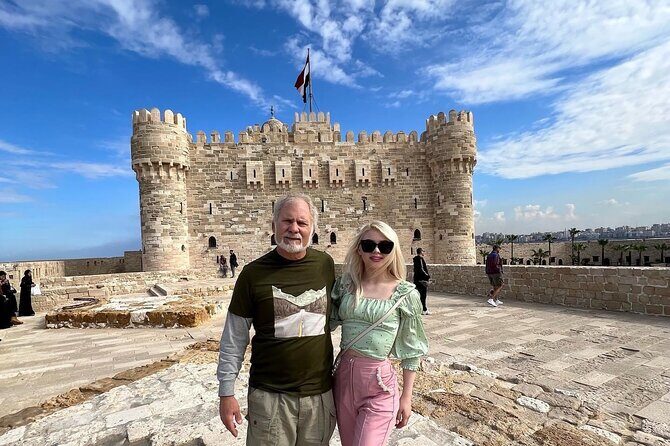 Cheap Private tour to Giza Pyramids and Sakkara and memphis - FAQ