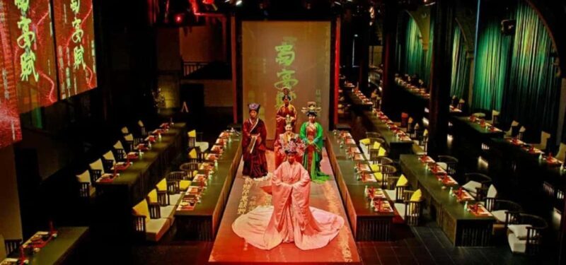 Chengdu: Flea Market, Fashion District, and Dinner Tour - Exploring Chengdu’s Highlights: Market, Districts, and Dinner