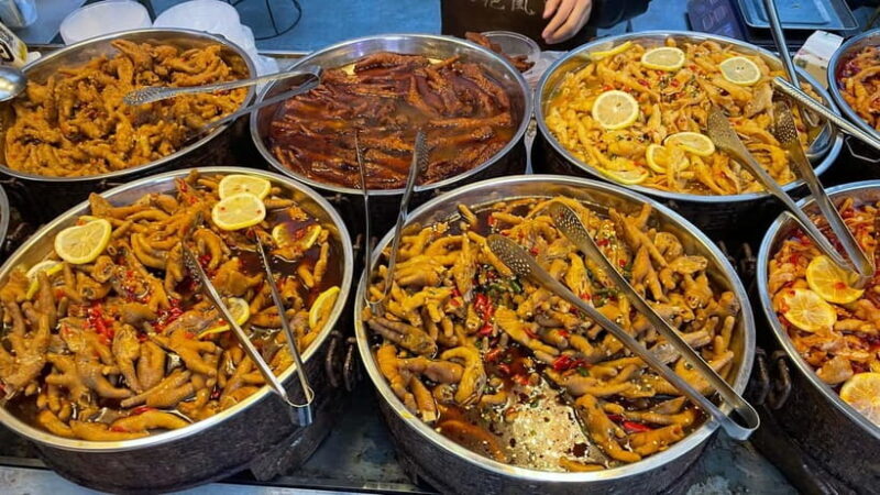 Chengdu Night: VIP Seat Opera Show or Back Alley Food Tour - Who Should Consider This Tour?