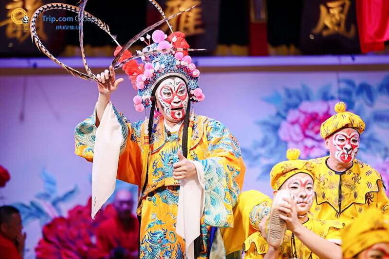 Chengdu: Sichuan Opera Face-Changing and Acrobatics Show - Key Points