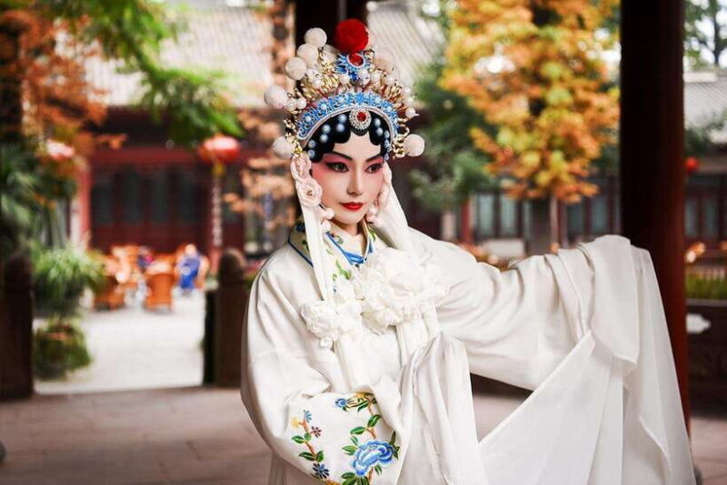 Chengdu: Sichuan Opera Show ShufengYayun & Covered Bowl Tea - Who Should Consider This Tour?