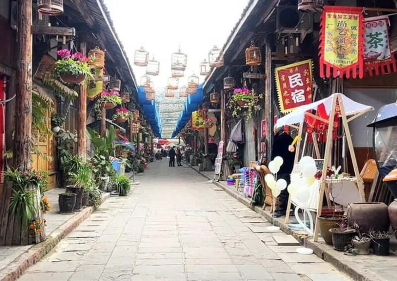 Chengdu : Vintage Tram, DIY Lacquer Fans & Museums - FAQ