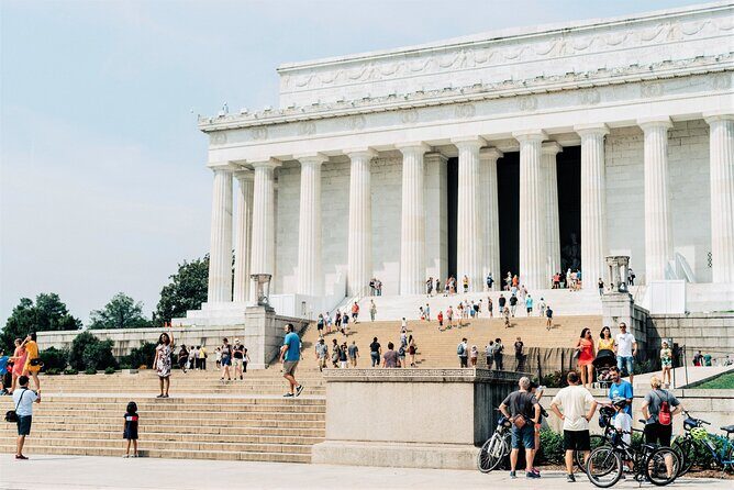 Cherry Blossom DC Tour with 10+ Stops and Optional Tickets - What to Expect from the Tour