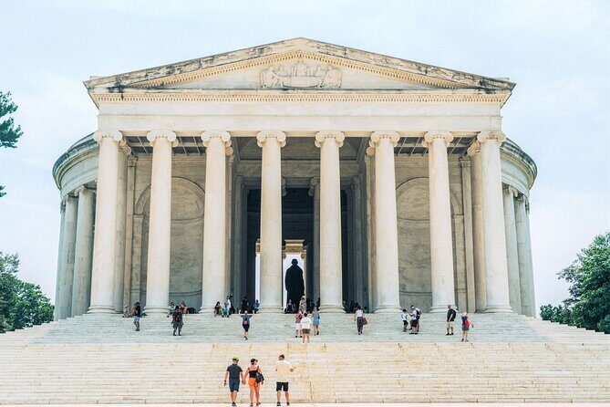 Cherry Blossom DC Tour with 10+ Stops and Optional Tickets - FAQs