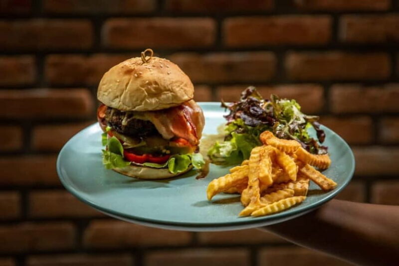 Chiang Mai: 4K Cafe by Cross Vibe Decem F&B Packages - A Closer Look at the 4K Cafe Experience
