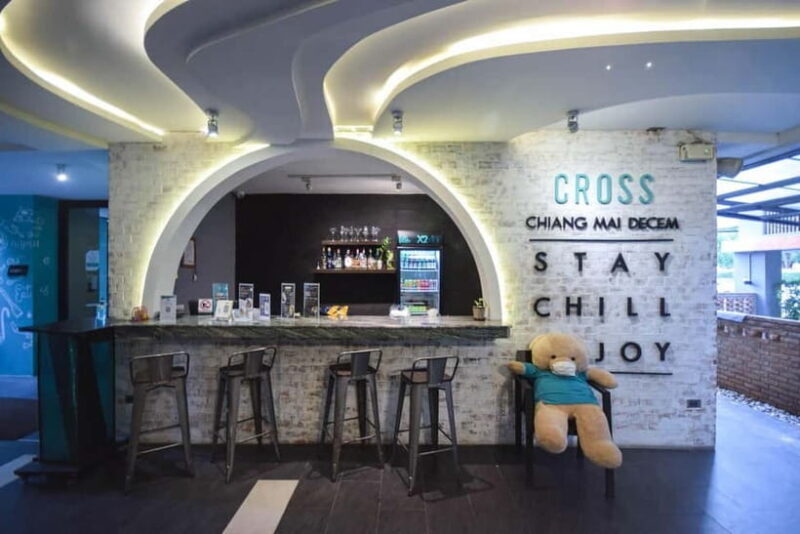 Chiang Mai: 4K Cafe by Cross Vibe Decem F&B Packages - Who Will Love This Experience?
