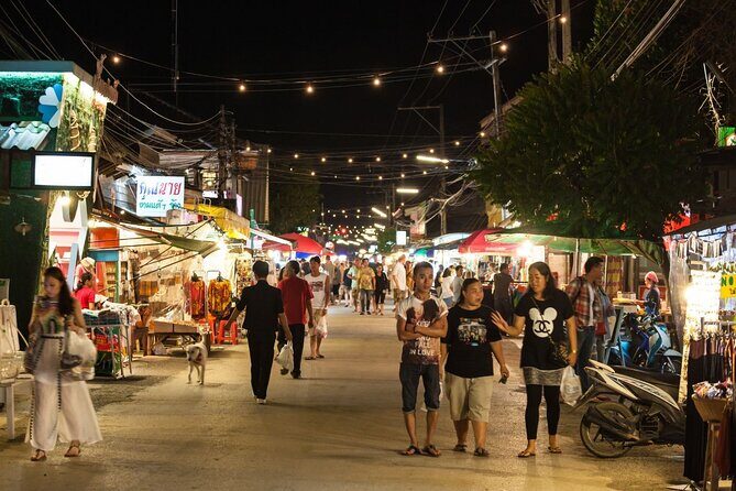 Chiang Mai by Night Tuk-Tuk Tour - Temples, Markets & Street Food - The Authentic Experience and Who it’s Best For
