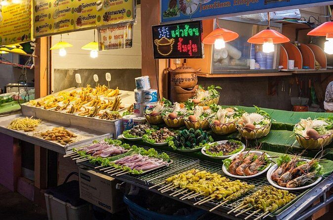 Chiang Mai by Night Tuk-Tuk Tour - Temples, Markets & Street Food - FAQ Section