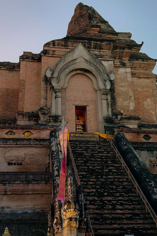 Chiang Mai: Chiang Mai Old City Twilight Walking Tour - Final Thoughts