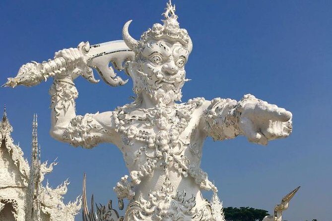 Chiang Mai-Chiang Rai:White-Black-Blue Temple-Golden Triangle-Keren-Boat Trip - FAQ