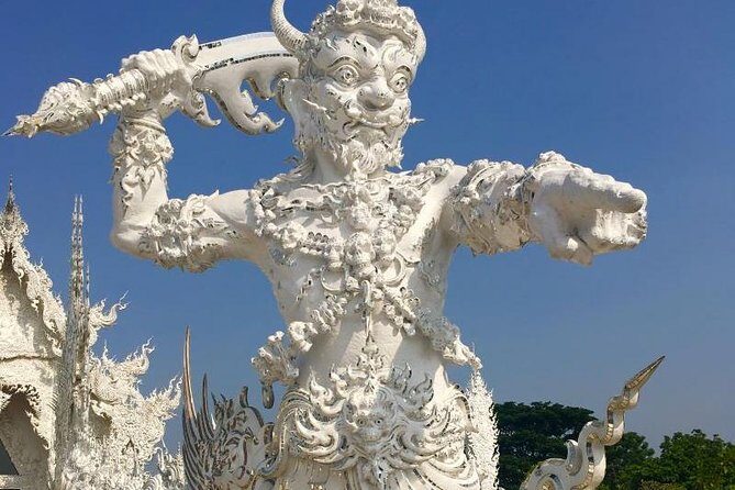 Chiang Mai-Chiang Rai:White+Black+Blue Temple+Golden Triangle+Boat Trip - Final Thoughts: Is This Tour Right for You?