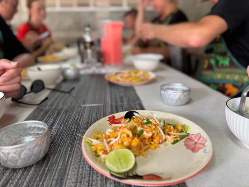 Chiang Mai: Cooking Class with Market and Pickup - Who Will Love This?