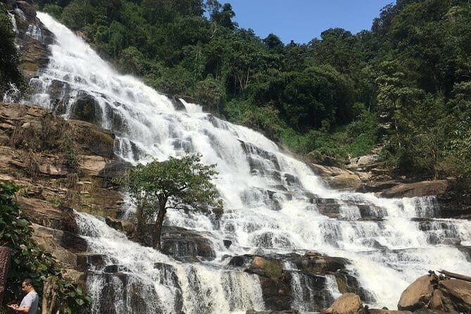 Chiang Mai Doi Inthanon National Park Day Tour - Key Points