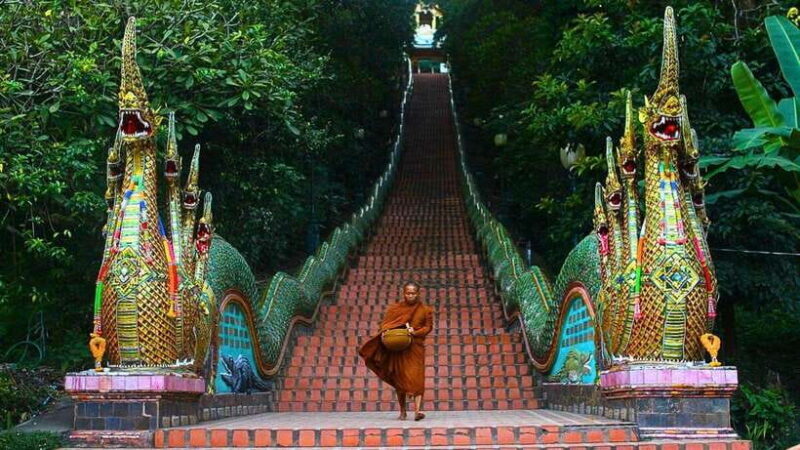 Chiang Mai: Doi Suthep and Wat Pha Lat Temple Evening Tour - What Reviewers Say