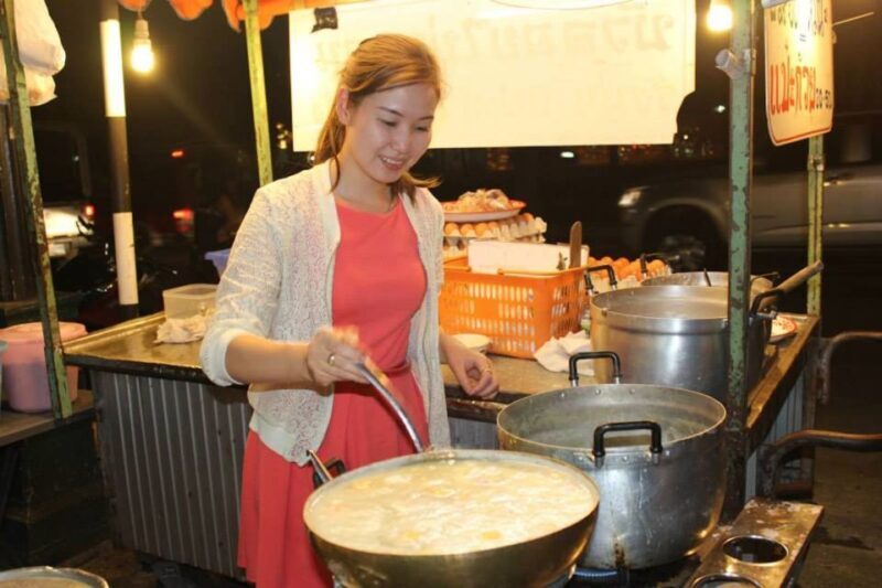 Chiang Mai: Evening Local Street Food Market Tour - The Value and Pricing