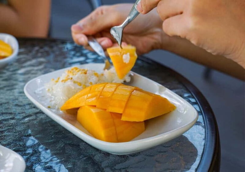 Chiang Mai Food Tour: Local Eats & Drinks Guided Tour - Key Points
