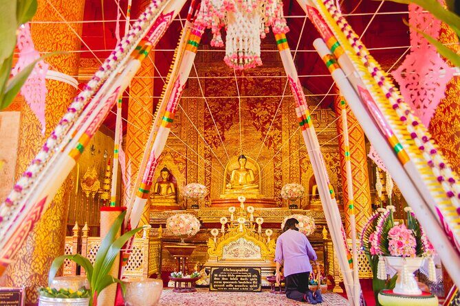 Chiang Mai Old City & Temples Guided Walking Tour - 3 Hrs - Who Will Enjoy This Tour?