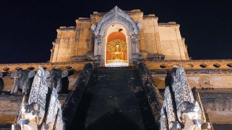 Chiang Mai Old City Twilight Walk Tour: Lanna Majestic Glow - Frequently Asked Questions