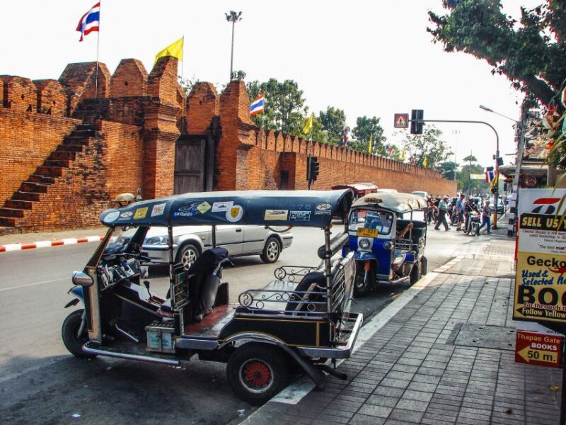 Chiang Mai: Private Tuk Tuk Tour of City Temples With Pickup - A Deep Dive into Chiang Mai’s Temple Tour
