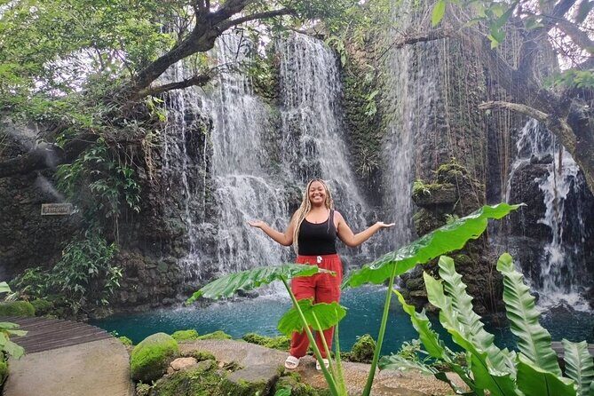 Chiang Mai Sticky Waterfall Dantewada and Banden Temple Tour - Exploring Chiang Mai’s Natural and Cultural Highlights