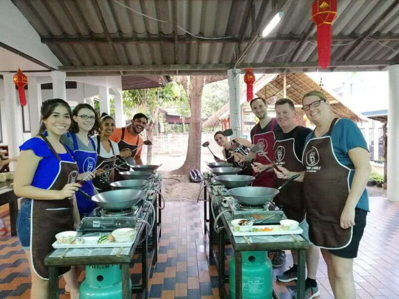 Chiang Mai: Thai Cooking and Market Tour with Lanna Smile - An In-Depth Look at the Experience
