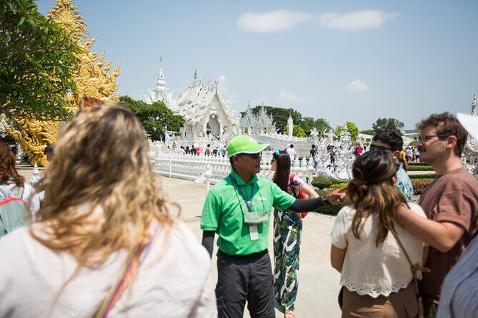 Chiang Mai: White Temple and Blue Temple Full Day Bus Tour - The Itinerary: A Deep Dive into Chiang Rai’s Temples