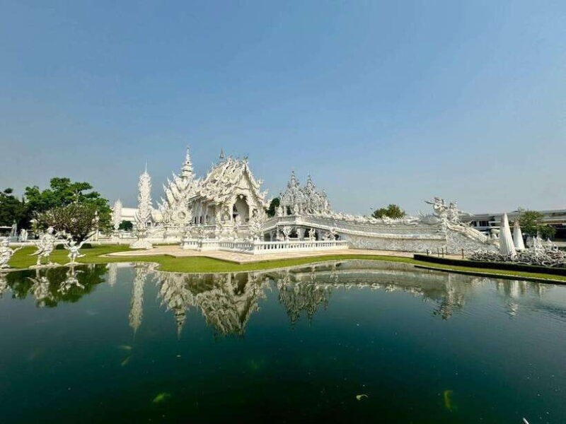 Chiang Rai: 7-Stop Tour with English Guide & Thai Buffet - Who Is This Tour Best For?