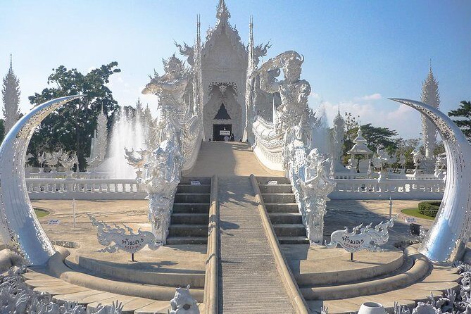 Chiang Rai Day Tour from Chiang Mai + The Long Neck Hill Tribe With Boat - What the Reviews Say