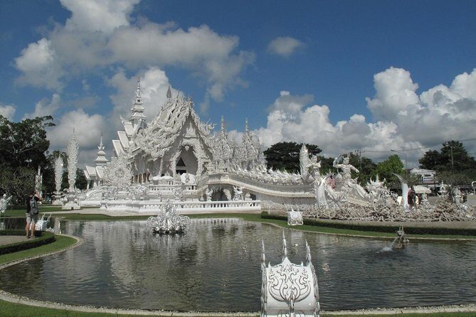 Chiang Rai Day Trip from Chiang Mai City with Golden Triangle - Lunch and Logistics