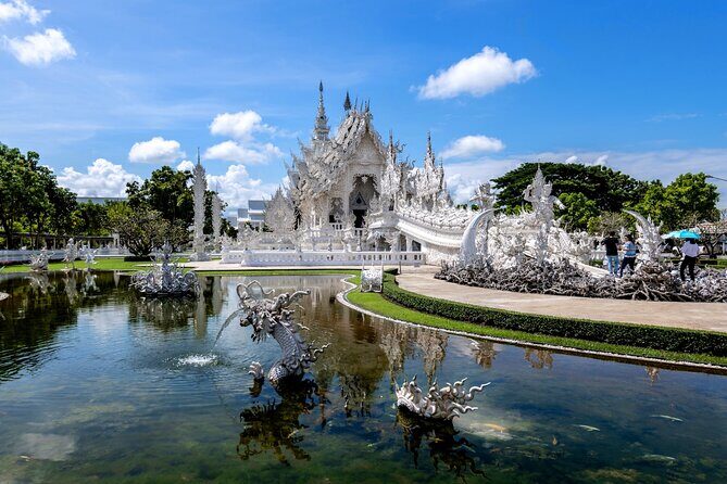 Chiang Rai Famed Temples and Golden Triangle Tour from Chiang Mai - The Itinerary Breakdown: What to Expect