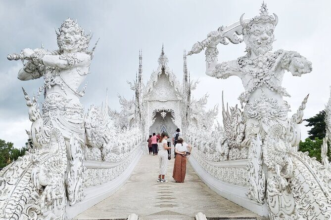 Chiang Rai Famed Temples and Golden Triangle Tour from Chiang Mai - The Sum Up