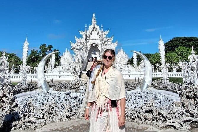 Chiang Rai: Guided Full-Day Highlights tour with Lunch - Key Points