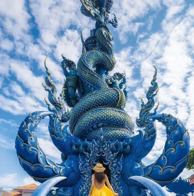 Chiang Rai IG Lalitta Cafe and White, Blue, Red Temples Tour - Exploring the Temples of Chiang Rai: What to Expect
