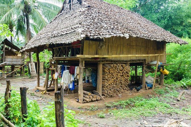 Chiang Rai One Day : White Temple, Golden Triangle, Boat Ride to Laos, Long Neck - Long Neck Tribal Village: Authentic Cultural Experience