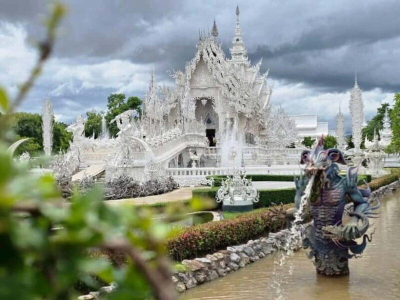 Chiang Rai: Private Tour with Driver and Custom Itinerary - Who Would Love This Tour?