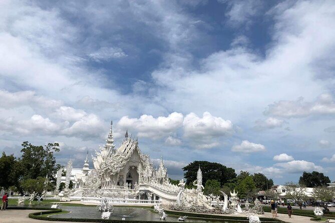 Chiang Rai Temples: Private Tour from Chiang Mai - Key Points