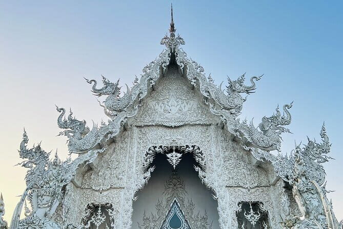Chiang Rai:Discover 7 Must-See Spots & Tickets, Lunch Included - The Itinerary Breakdown: What to Expect