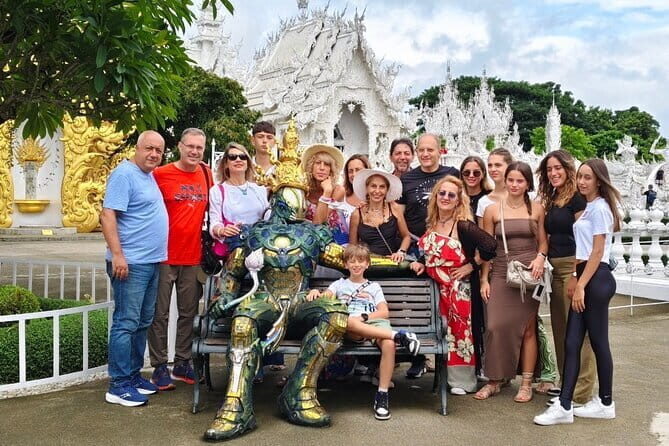 Chiang Rai:Guided Highlights Full-Day Tour-FREE LUNCH BUFFET - Key Points