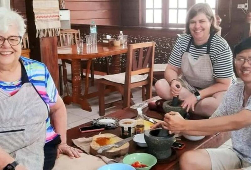 Chiangmai: Cooking Class by Chef only 4 people Market visit - Practical Details and Value