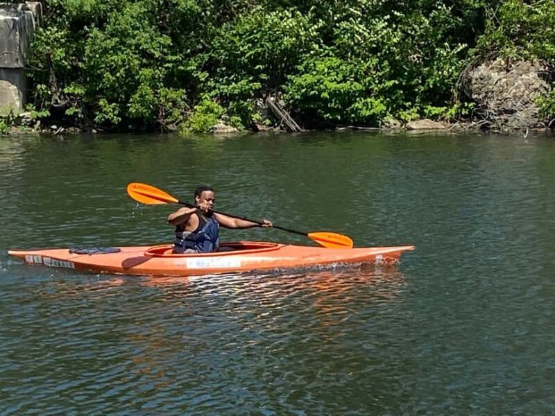 Chicago: 2-Hour Kayak Rental from Bridgeport - Who Will Love This Experience?