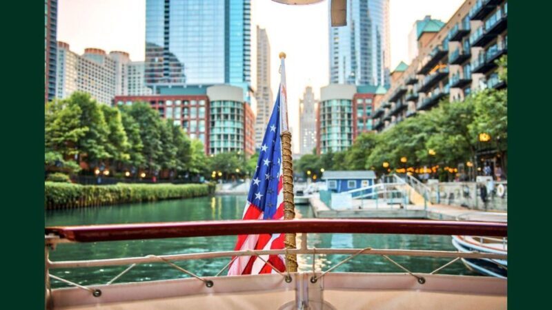 Chicago: Architecture Boat Tour with Drinks - FAQ