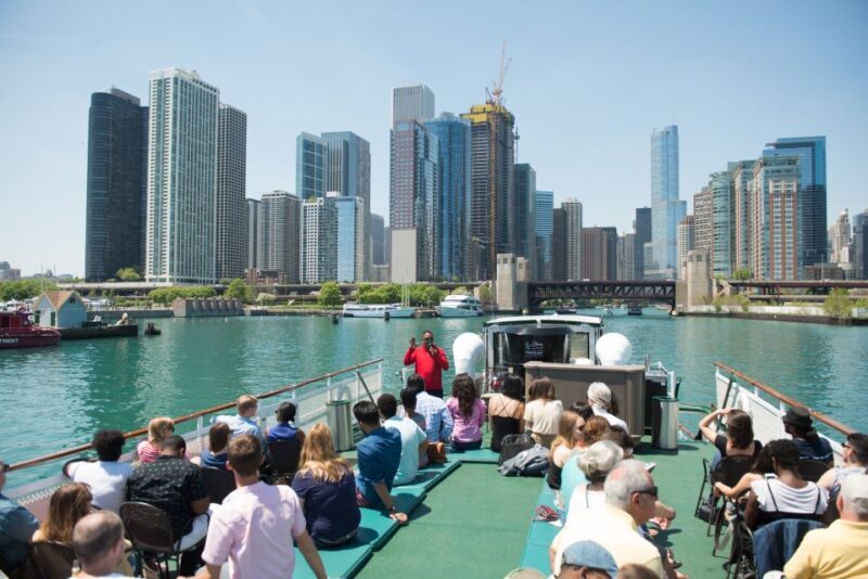 Chicago: Architecture Center Cruise on Chicago's First Lady - Accessibility and Logistics